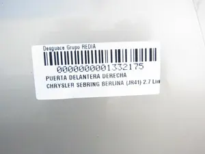 Foto de PUERTA DELANTERA DERECHA CHRYSLER SEBRING JR 41 BERLINA 2.7 CAT (203 CV / 149 KW) foto 6