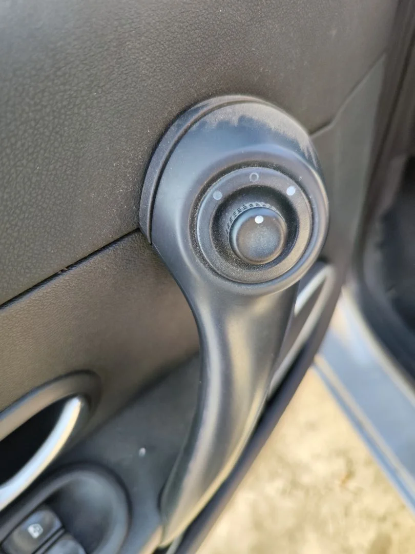 Foto de MANDO RETROVISOR RENAULT CLIO III 1.4 16V (98 CV / 72 KW)