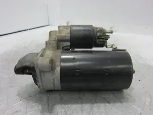 Foto de MOTOR ARRANQUE BMW SERIE 5 BERLINA (E39) 2.5 24V Turbodiesel CAT (163 CV / 120 KW) referencia 7785691 foto 6