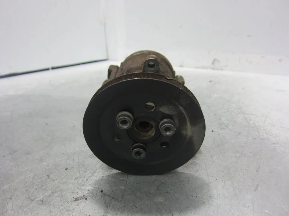 Foto de BOMBA DIRECCION SEAT IBIZA (6K1) referencia 1H0422155E