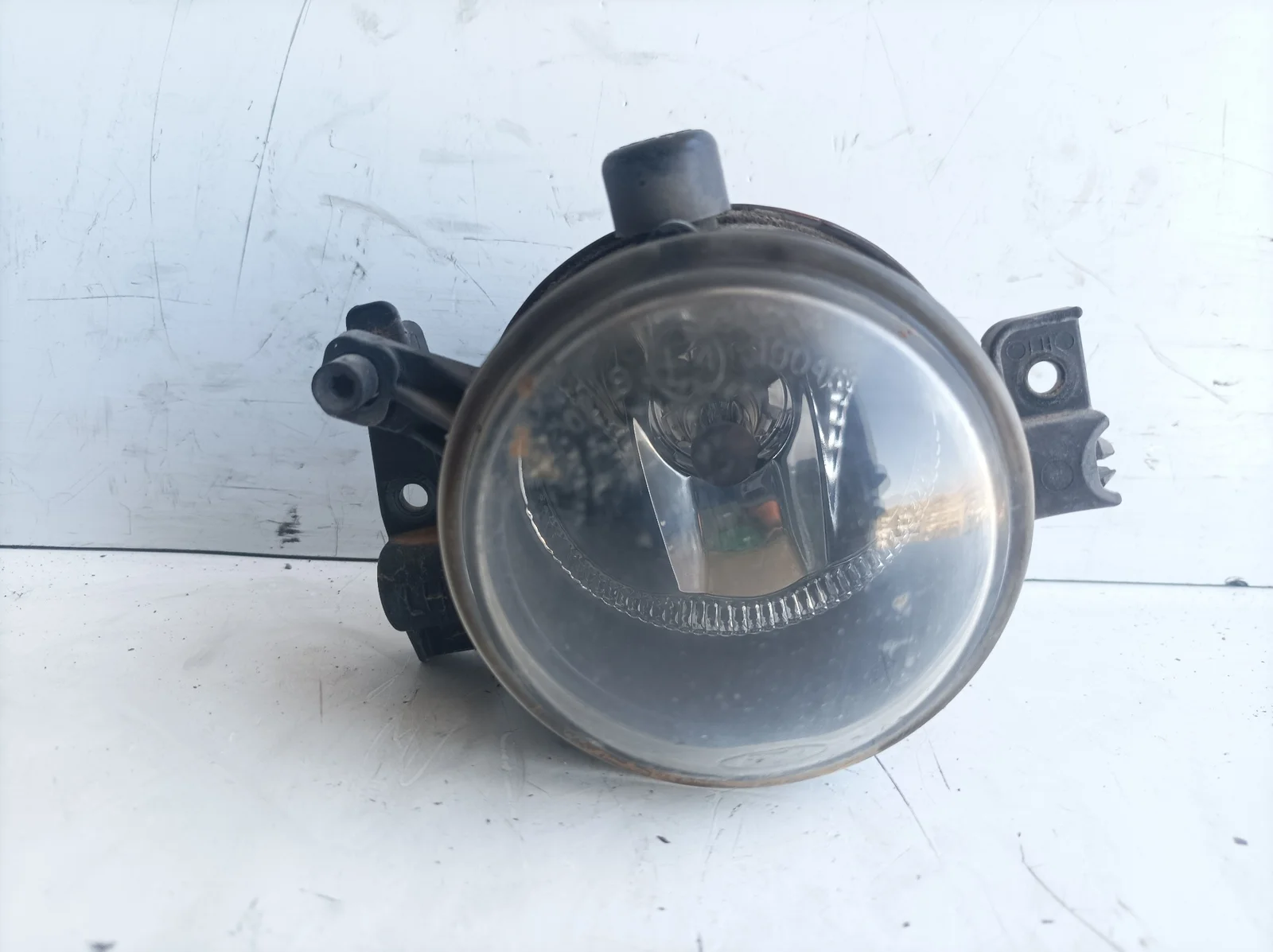 Foto de FARO ANTINIEBLA IZQUIERDO FORD FOCUS BERLINA (CAP) 1.8 TDCi Turbodiesel CAT (116 CV / 85 KW) referencia 3M5115K202