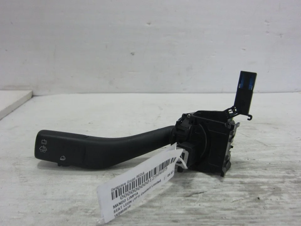 Foto de MANDO LIMPIA SEAT LEON (1P1) 1.9 TDI (105 CV / 77 KW) referencia 1K0953519