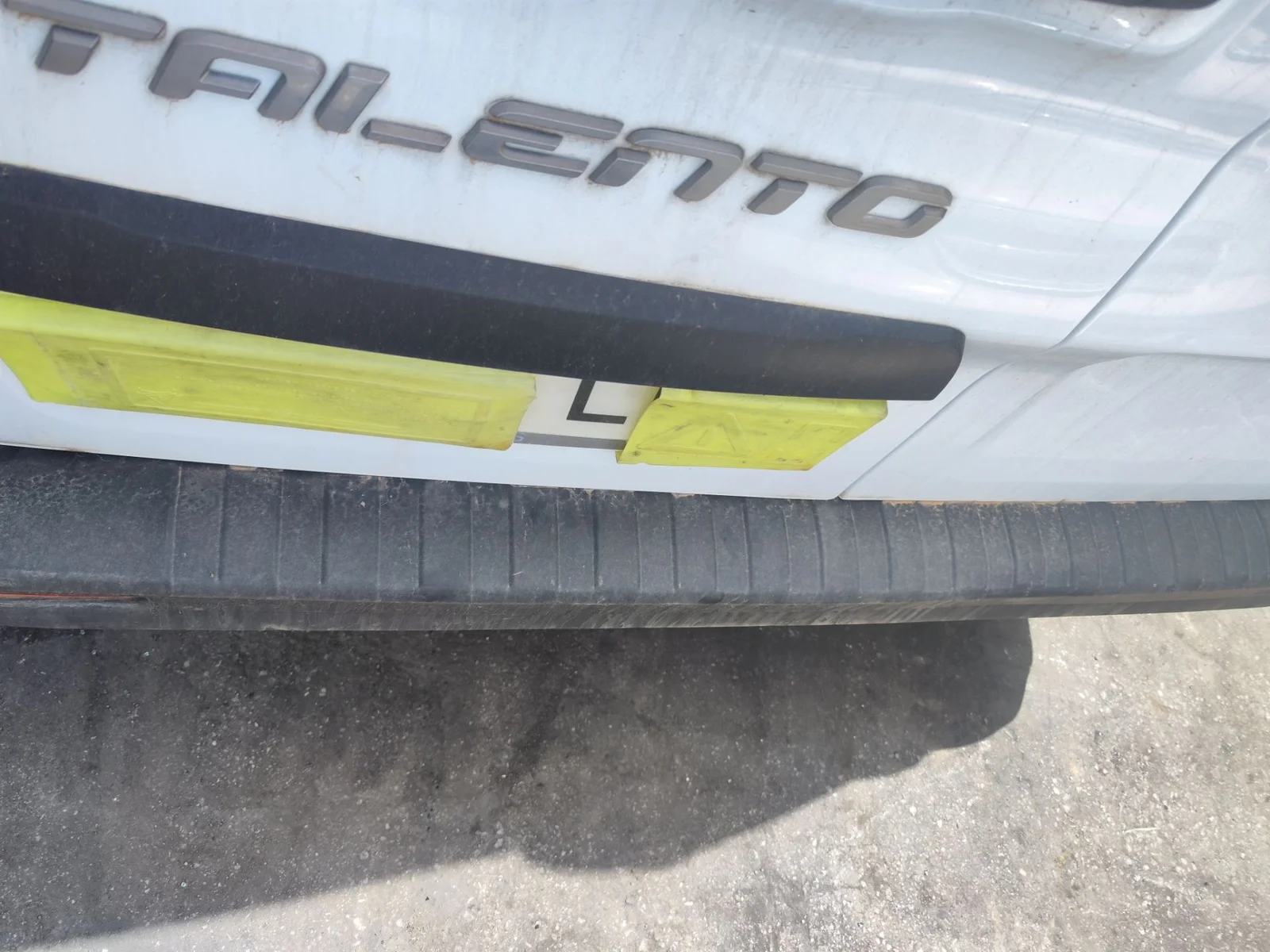 Foto de PANEL TRASERO FIAT TALENTO FURGÓN (296) 2.0 Turbodiesel Ecojet (119 CV / 88 KW)