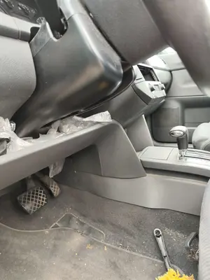 Foto de COLUMNA DIRECCION VOLKSWAGEN POLO IV (9N1) 1.4 16V (75 CV / 55 KW) referencia 6Q1419501BK