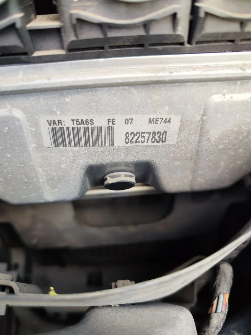 Foto de CENTRALITA MOTOR UCE PEUGEOT 307 (S1)(04.2001) 1.6 16V CAT (109 CV / 80 KW)