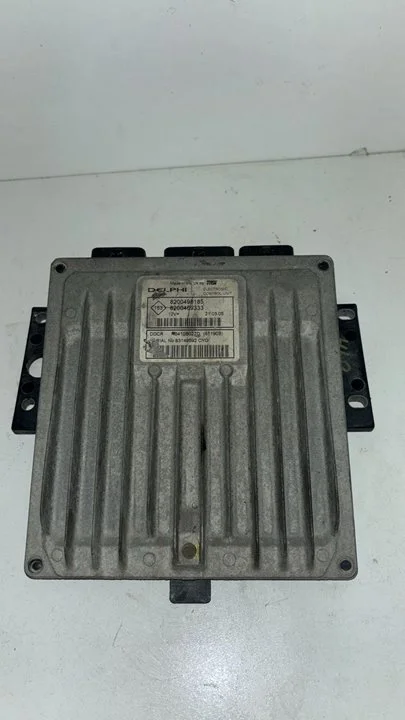 Foto de CENTRALITA MOTOR UCE RENAULT CLIO II FASE II (B/CB0) referencia 8200498185