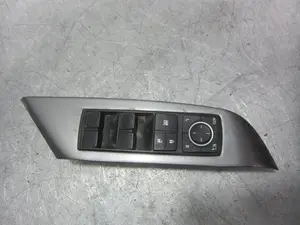 Foto de MANDO ELEVALUNAS DELANTERO IZQUIERDO LEXUS RX (GGL1/GYL1) 3.5 V6 24V CAT (249 CV / 183 KW) referencia 7423248100 foto 4