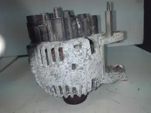 Foto de ALTERNADOR VOLKSWAGEN POLO V (6R1) 1.4 FSI (86 CV / 63 KW) referencia 036903024H foto 5