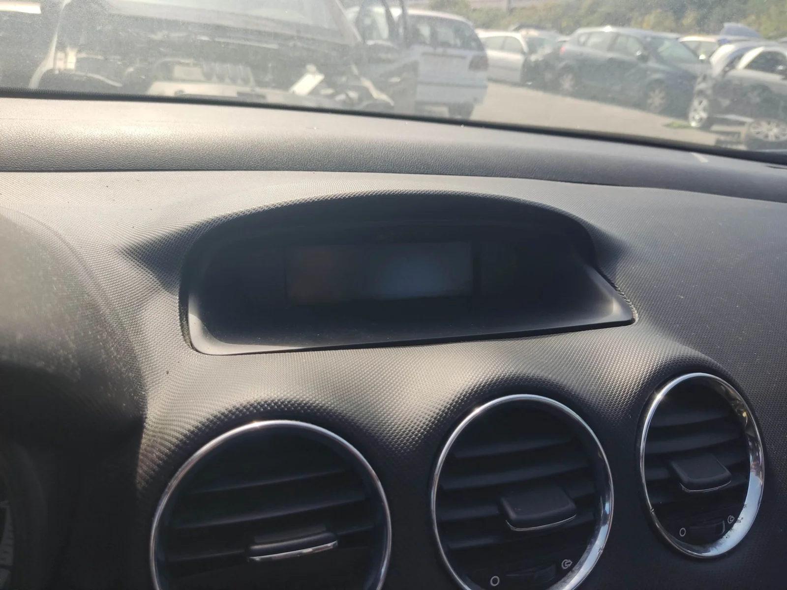 Foto de PANTALLA MULTIFUNCION PEUGEOT 308 1.6 HDi FAP CAT (9HZ / DV6TED4) (109 CV / 80 KW)