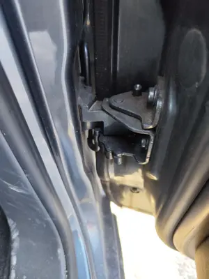 Foto de RETENEDOR PUERTA VOLKSWAGEN TOUAREG (7L6) 4.2 V8 32V FSI (350 CV / 257 KW)