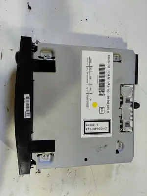 Foto de SISTEMA AUDIO / RADIO CD PEUGEOT 5008 referencia 9666959577 foto 4