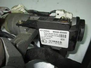 Foto de COLUMNA DIRECCION HYUNDAI ELANTRA (XD) 2.0 CRDi CAT (112 CV / 82 KW) referencia 1252414628 foto 6