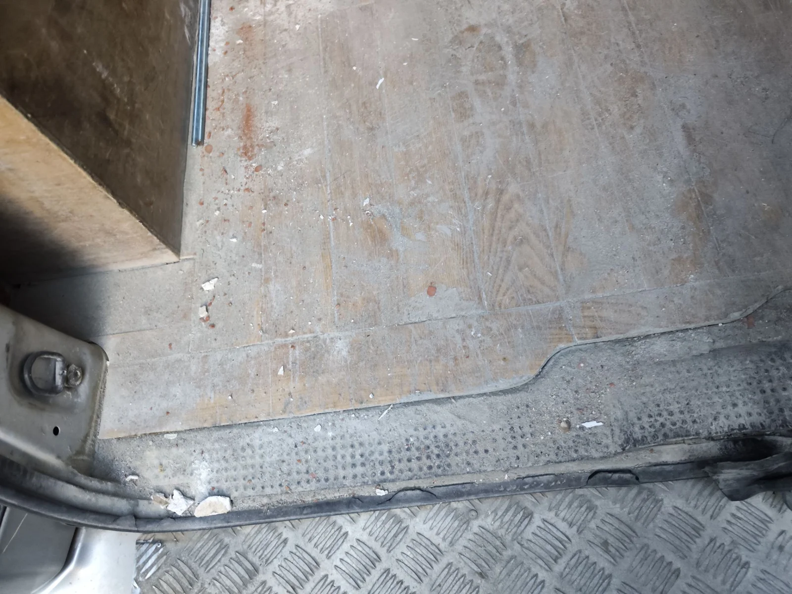 Foto de PANEL TRASERO OPEL VIVARO FURGÓN/COMBI 2.0 16V CDTI (114 CV / 84 KW)