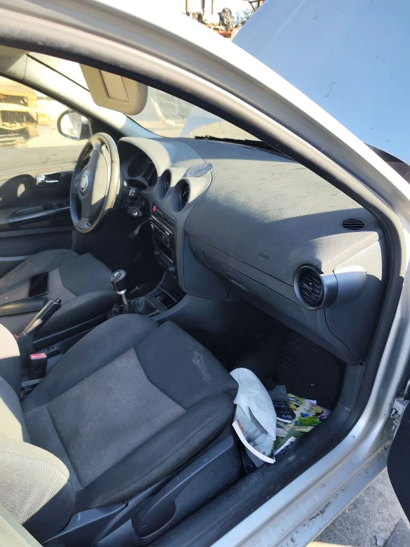 Foto de SALPICADERO SEAT CORDOBA BERLINA (6L2) 1.9 TDI (131 CV / 96 KW) referencia 6L1857003L FKZ