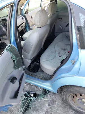 Foto de GOMAS CONTORNO PUERTA CITROEN C3 1.4 HDi (68 CV / 50 KW)