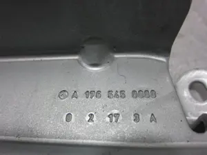 Foto de NO IDENTIFICADO MERCEDES-BENZ CLASE A (BM 176) 1.5 CDI CAT (109 CV / 80 KW) referencia A1765450000 foto 4