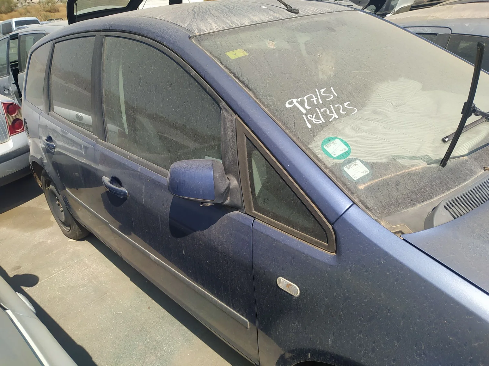 Foto de PUERTA DELANTERA DERECHA FORD FOCUS C-MAX (CAP)(2003) 1.6 TDCi CAT (90 CV / 66 KW) referencia 1678023