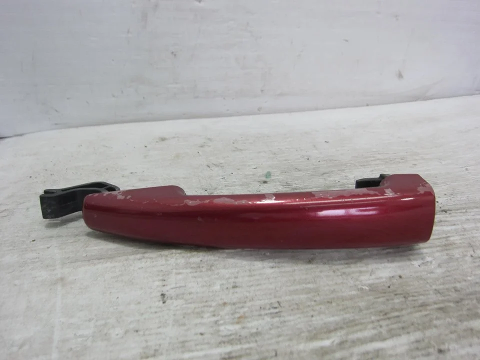 Foto de MANETA EXTERIOR TRASERA IZQUIERDA PEUGEOT 208 1.4 HDi FAP (68 CV / 50 KW) referencia 9681635077