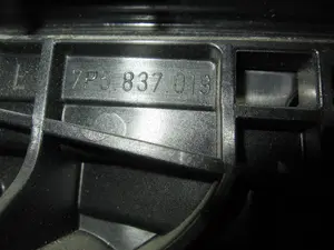 Foto de MANETA INTERIOR TRASERA IZQUIERDA PORSCHE CAYENNE (TIPO 92A) 3.6 CAT (299 CV / 220 KW) referencia 7P5837019 foto 3
