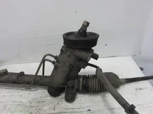Foto de CREMALLERA DIRECCION SEAT CORDOBA BERLINA (6L2) 1.9 TDI (131 CV / 96 KW) referencia 6Q142305584 foto 9