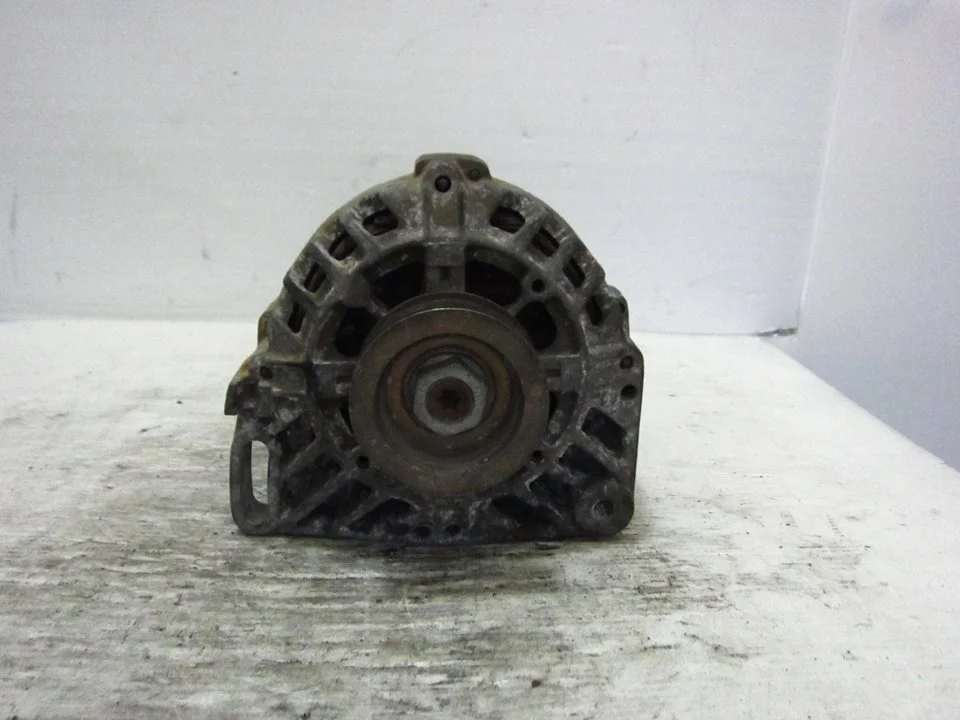 Foto de ALTERNADOR RENAULT CLIO II FASE I (B/CB0) referencia 2542422C