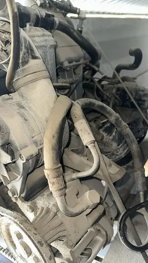 Foto de MOTOR COMPLETO BMW SERIE 7 (E32) referencia 306KA foto 4