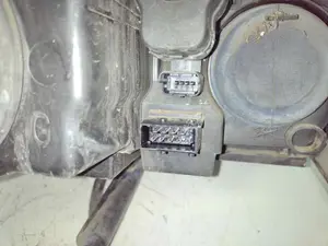 Foto de FARO IZQUIERDO CITROEN C5 BERLINA 3.0 V6 24V (211 CV / 155 KW) referencia 9650115480 foto 2