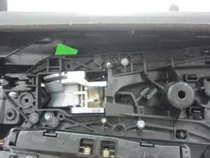 Foto de MANETA INTERIOR TRASERA DERECHA PORSCHE CAYENNE (TIPO 92A) referencia 7P5837020F foto 2