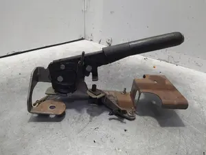 Foto de PALANCA FRENO CITROEN C3 1.4 HDi (68 CV / 50 KW) referencia 9648023177