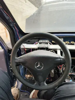 Foto de VOLANTE MERCEDES-BENZ CLASE A (BM 168) 1.4 CAT (82 CV / 60 KW) referencia A1684600503 7D98