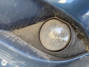 Foto de FARO ANTINIEBLA IZQUIERDO BMW SERIE 5 BERLINA (E60) 3.0 Turbodiesel CAT (218 CV / 160 KW)