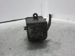 Foto de CAJA RELES / FUSIBLES SEAT LEON (1M1) 1.8 20V (125 CV / 92 KW) referencia 1J0941391 foto 2