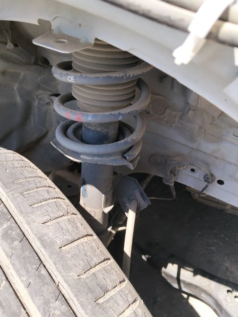Foto de AMORTIGUADOR DELANTERO DERECHO NISSAN MICRA (K14) 1.0 12V CAT (71 CV / 52 KW)