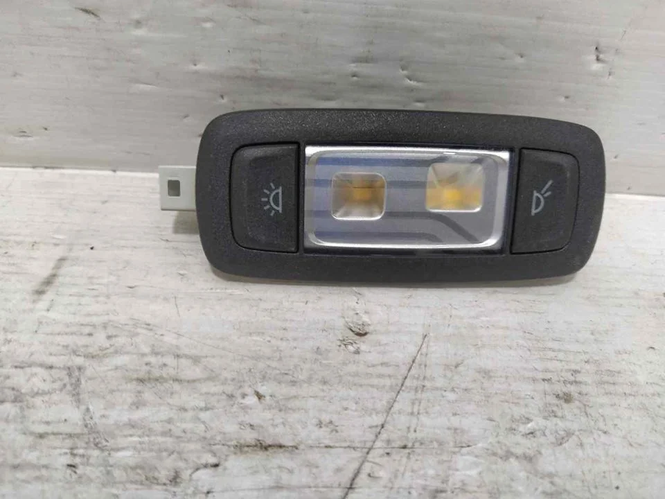 Foto de LUZ INTERIOR BMW SERIE X3 (G01) 3.0 24V Turbodiesel (265 CV / 195 KW) referencia 43939089107