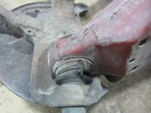 Foto de BRAZO SUSPENSION INFERIOR DELANTERO DERECHO IVECO DAILY CAMIÓN/VOLQUETE 2.8 Diesel CAT (106 CV / 78 KW) referencia 500334486 foto 3