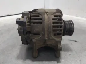 Foto de ALTERNADOR VOLKSWAGEN GOLF IV BERLINA (1J1)(10.1997) 1.9 TDI (116 CV / 85 KW) referencia 037903025M foto 3