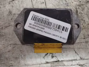 Foto de REGULADOR DE CORRIENTE PIAGGIO (VESPA) LIBERTY 50 I-GET