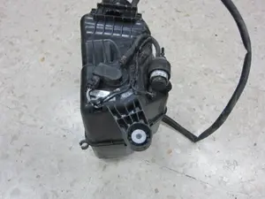 Foto de DEPOSITO ADBLUE BMW SERIE X3 (G01) 3.0 24V Turbodiesel (265 CV / 195 KW) referencia 7377944 foto 5