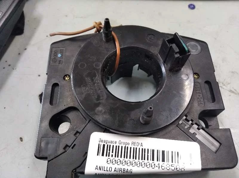 Foto de ANILLO AIRBAG AUDI A6 AVANT (4B5) 2.5 V6 24V TDI (150 CV / 110 KW) referencia 277508100