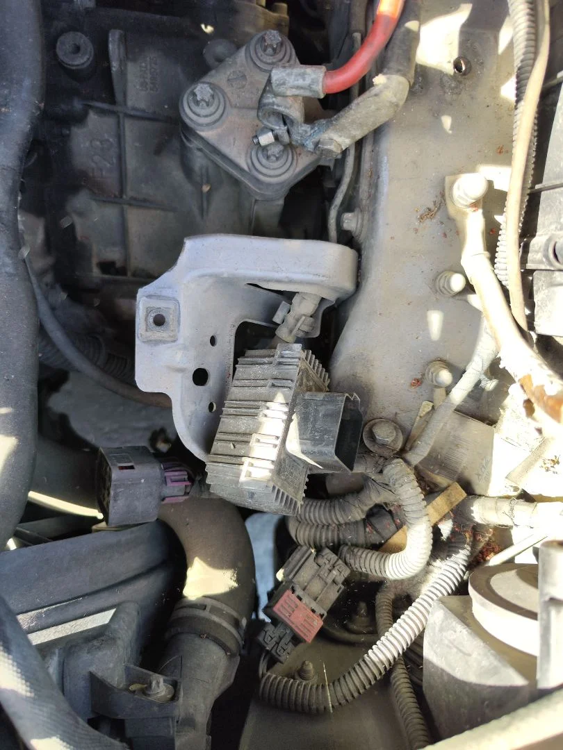 Foto de CENTRALITA MOTOR UCE OPEL ASTRA H GTC 1.7 16V CDTI (101 CV / 74 KW)