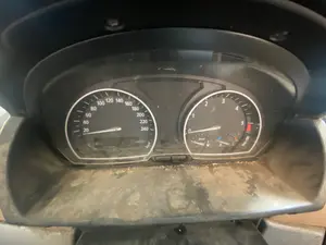 Foto de CUADRO INSTRUMENTOS BMW SERIE X3 (E83) 2.0 Turbodiesel CAT (177 CV / 130 KW)