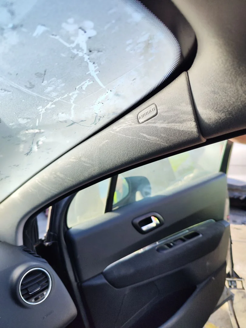 Foto de AIRBAG CORTINA DELANTERO DERECHO PEUGEOT 5008 1.6 HDi FAP CAT (9HZ / DV6TED4) (109 CV / 80 KW)