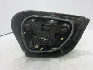 Foto de PILOTO TRASERO IZQUIERDO RENAULT MEGANE I FASE 2 BERLINA (BA0) 1.9 dTi Diesel (80 CV / 59 KW) referencia 7700428320 foto 3