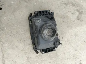Foto de FARO DELANTERO SUZUKI GSX 550/750/1100 (1984-1989) 1127 cm3 - 74 kW (101 CV / 74 KW) foto 2