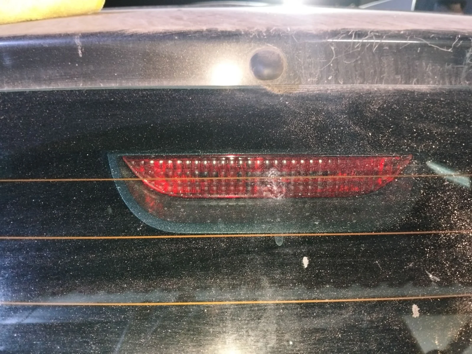 Foto de LUZ CENTRAL DE FRENO DACIA DUSTER I 1.2 16V TCE CAT (125 CV / 92 KW) referencia 265908613R