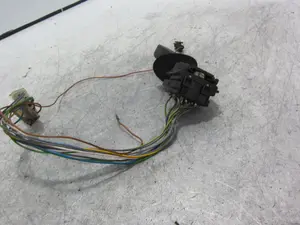Foto de MANDO INTERMITENTES BMW SERIE 3 COMPACTO (E36) referencia 011003 foto 5