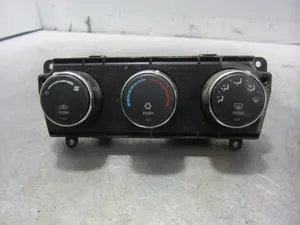 Foto de MANDO CLIMATIZADOR DODGE AVENGER (JS) 2.0 16V CRD CAT (140 CV / 103 KW) referencia P55111887AA foto 1