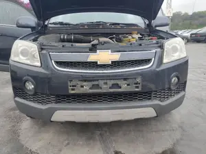Foto de PARAGOLPES DELANTERO CHEVROLET CAPTIVA 2.0 Diesel CAT (150 CV / 110 KW)