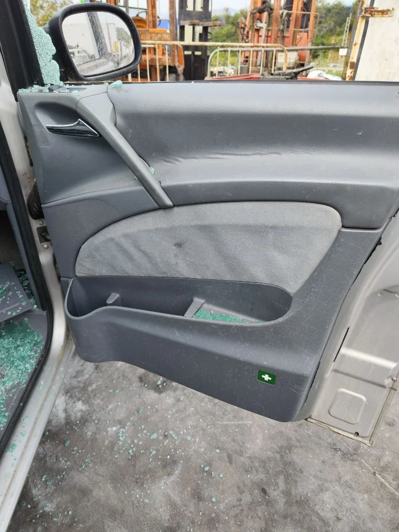 Foto de ELEVALUNAS DELANTERO DERECHO MERCEDES-BENZ VITO MIXTO (639) 2.1 CDI CAT (109 CV / 80 KW) referencia A6397200546