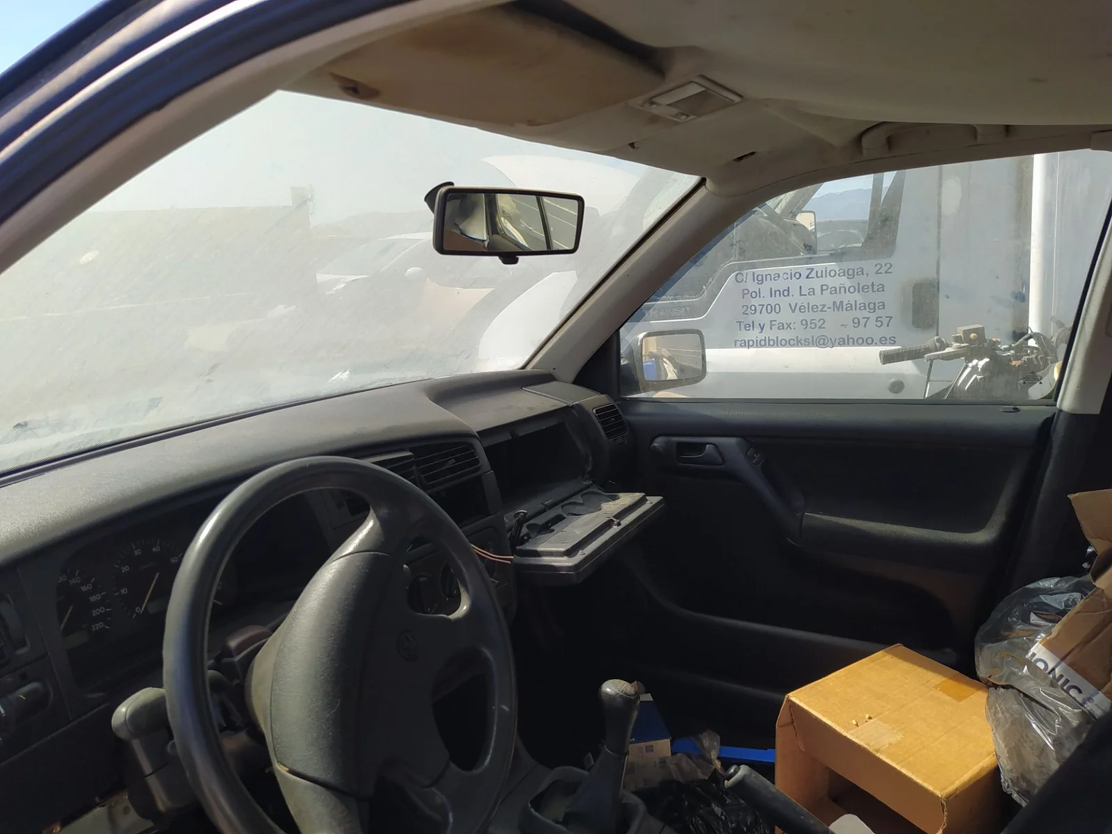 Foto de PARASOL IZQUIERDO VOLKSWAGEN GOLF III (1H1)(11.1991) 1.6 (75 CV / 55 KW) referencia 1H0857551H FKZ